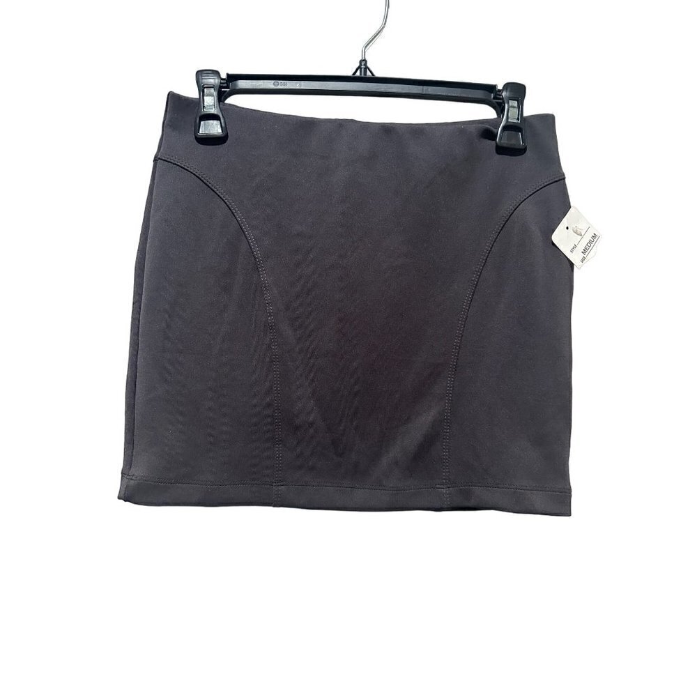 Women's mini skirt size M NWT